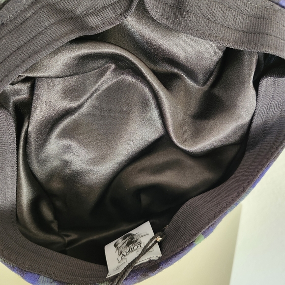 Handmade Flannel Plaid Cap - Picture 6 of 6